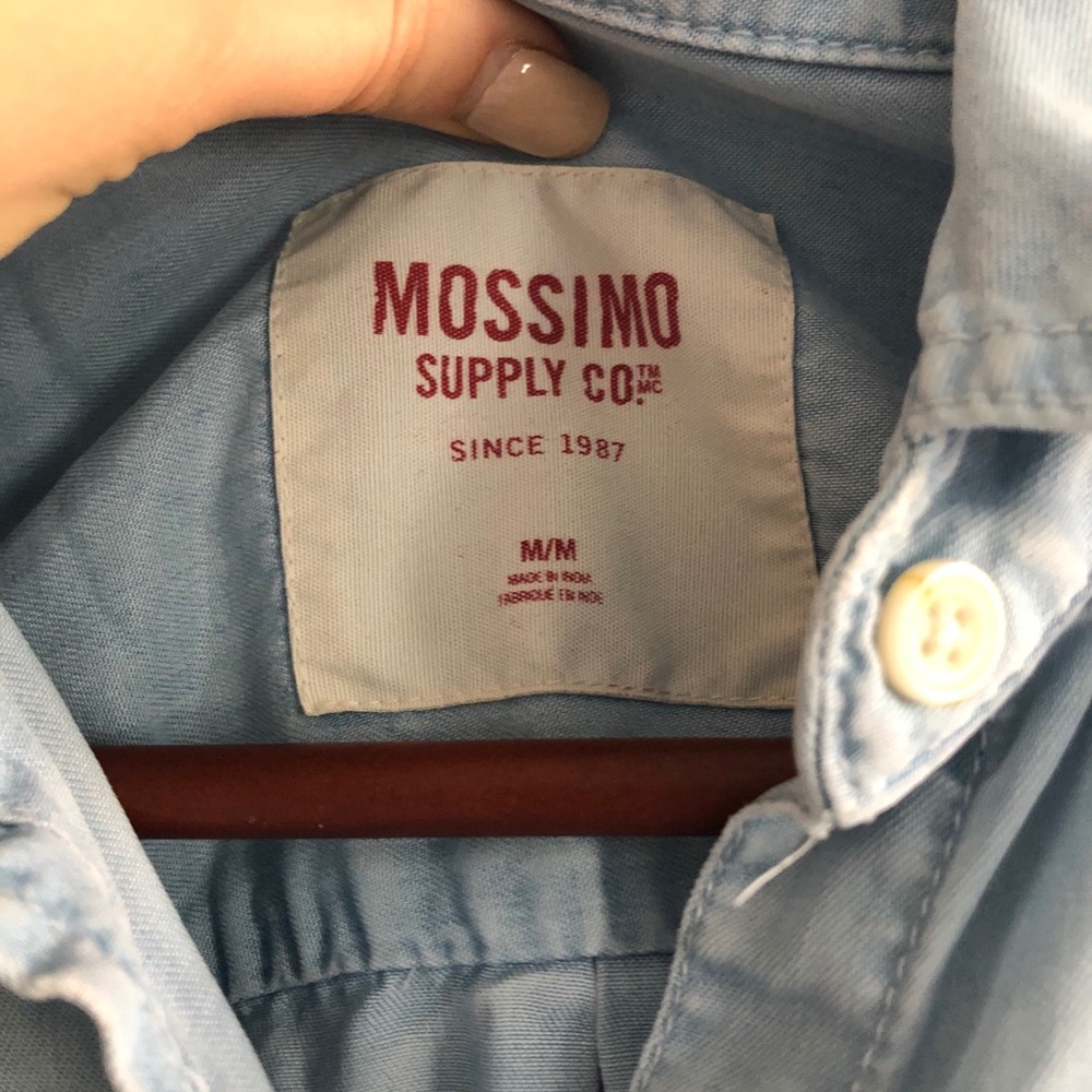 Mossimo Chambray Button-Up Size Medium - image 4